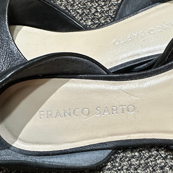 Franco Sarto Black Leather Flats - Picture 2 of 5